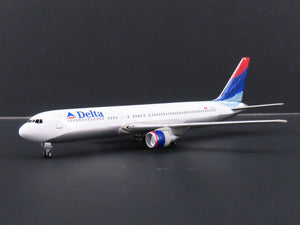 1:400 Scale Dragon Wings 55214 Delta Air Lines Boeing B767-332 Aircraft N189DN