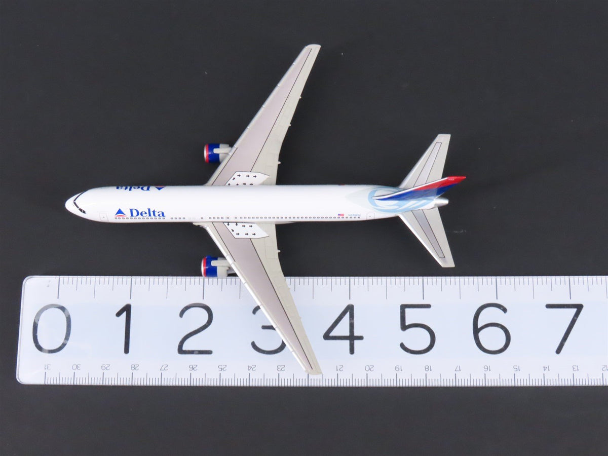 1:400 Scale Dragon Wings 55214 Delta Air Lines Boeing B767-332 Aircraft N189DN