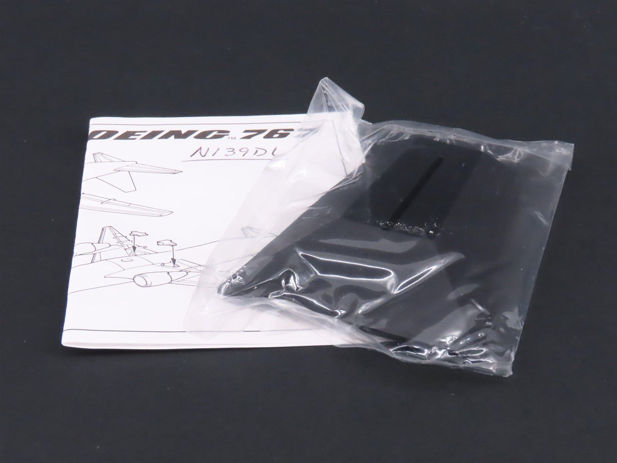 1:400 Scale Dragon Wings 55312 Delta Air Lines Boeing B767-332 Aircraft N139DL