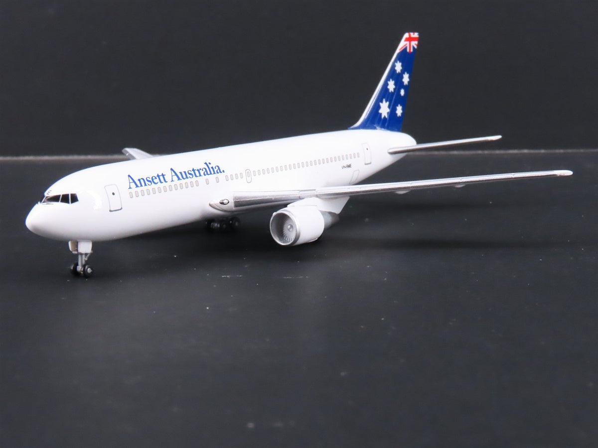 1:400 Scale Dragon Wings 55153 Ansett Australia Boeing B767-277 Aircraft