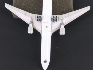 1:400 Dragon Wings 57006 Die-Cast All White Series Boeing B767-300 Aircraft