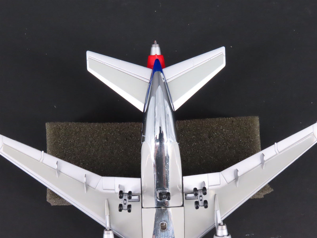 1:400 Scale Dragon Wings JX028 Northwest Orient Boeing DC-10-40 Aircraft N143US