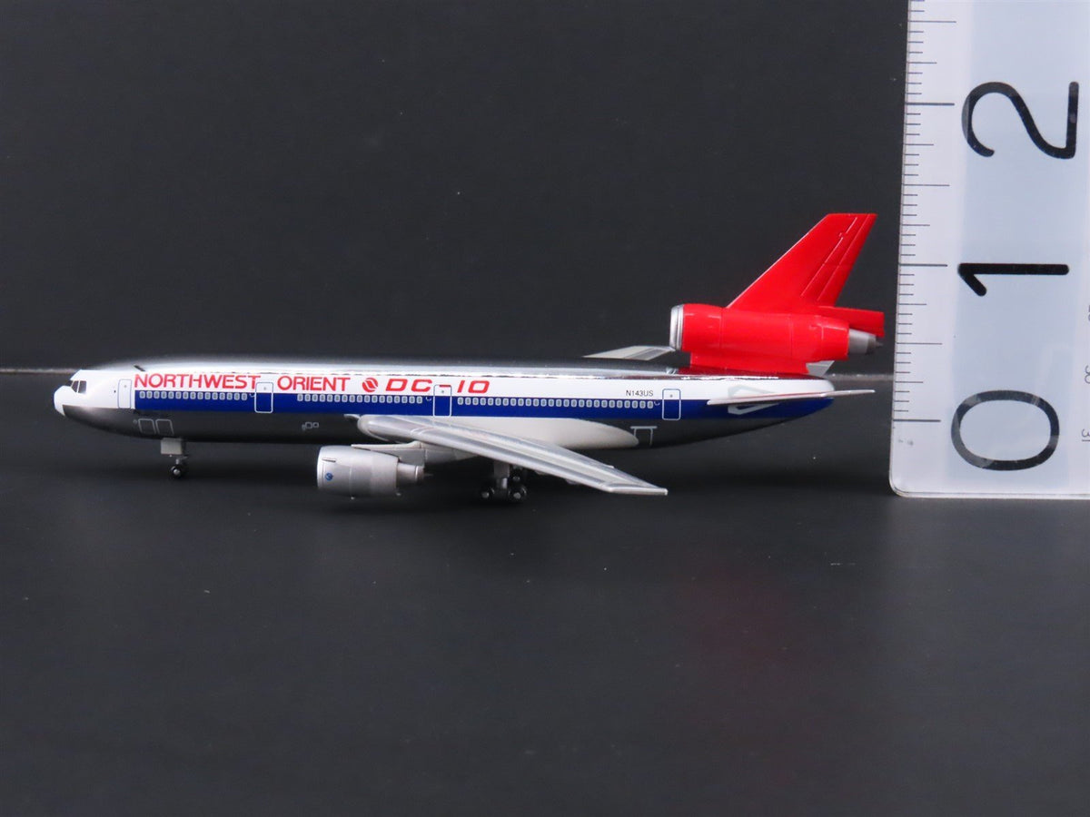 1:400 Scale Dragon Wings JX028 Northwest Orient Boeing DC-10-40 Aircraft N143US