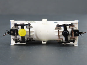 N Scale Roundhouse 8466 UTLX Emery 30' Modern Tankcar #85926