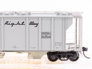 HO Scale Kadee 8313 CG Central of Georgia Railroad 2-Bay Covered Hopper #1475