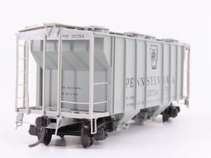 HO Scale Kadee 8311 PRR Pennsylvania Railroad 2-Bay Covered Hopper #257154