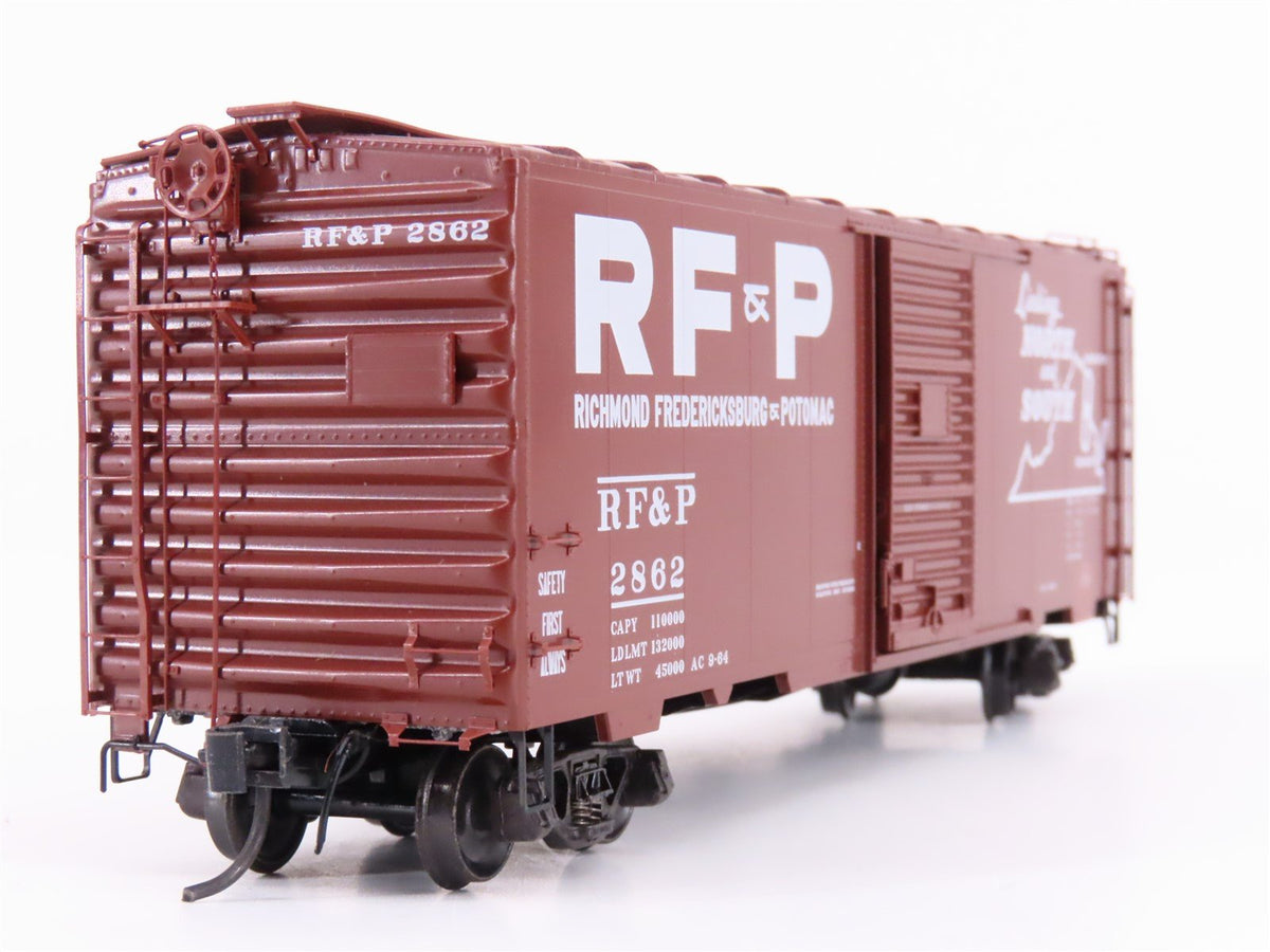 HO Scale Kadee 4306 RF&amp;P Richmond Fredericksburg &amp; Potomac 40&#39; Box Car #2862