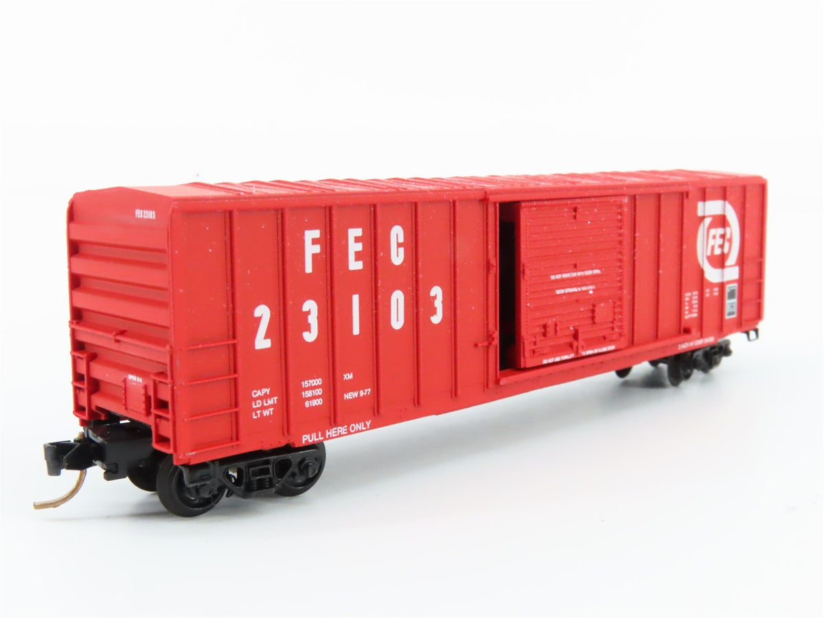 N Scale Kadee/S&amp;R 84-09 FEC Florida East Coast 50&#39; Rib Side FMC Boxcar #23103