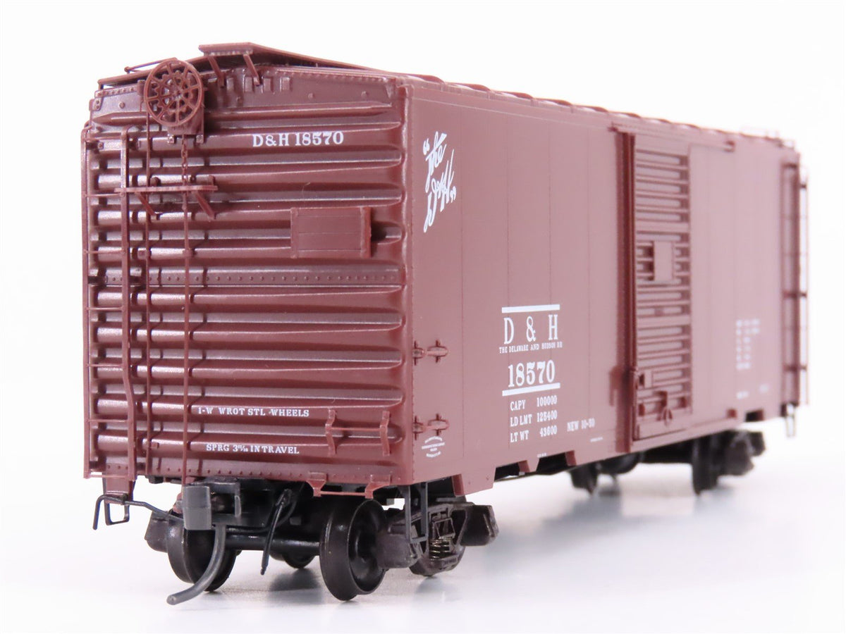 HO Scale Kadee 4010 D&amp;H Delaware &amp; Hudson 40&#39; Single Door Box Car #18570