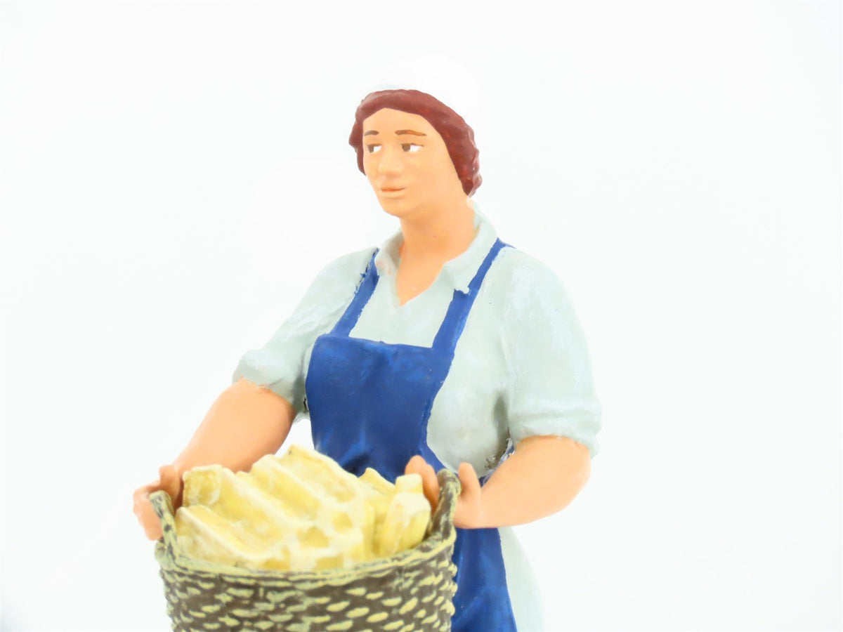 G 1/22.5 Scale Preiser 45072 Farmer &amp; Wife Figures 2-Pack w/ Basket &amp; Sack