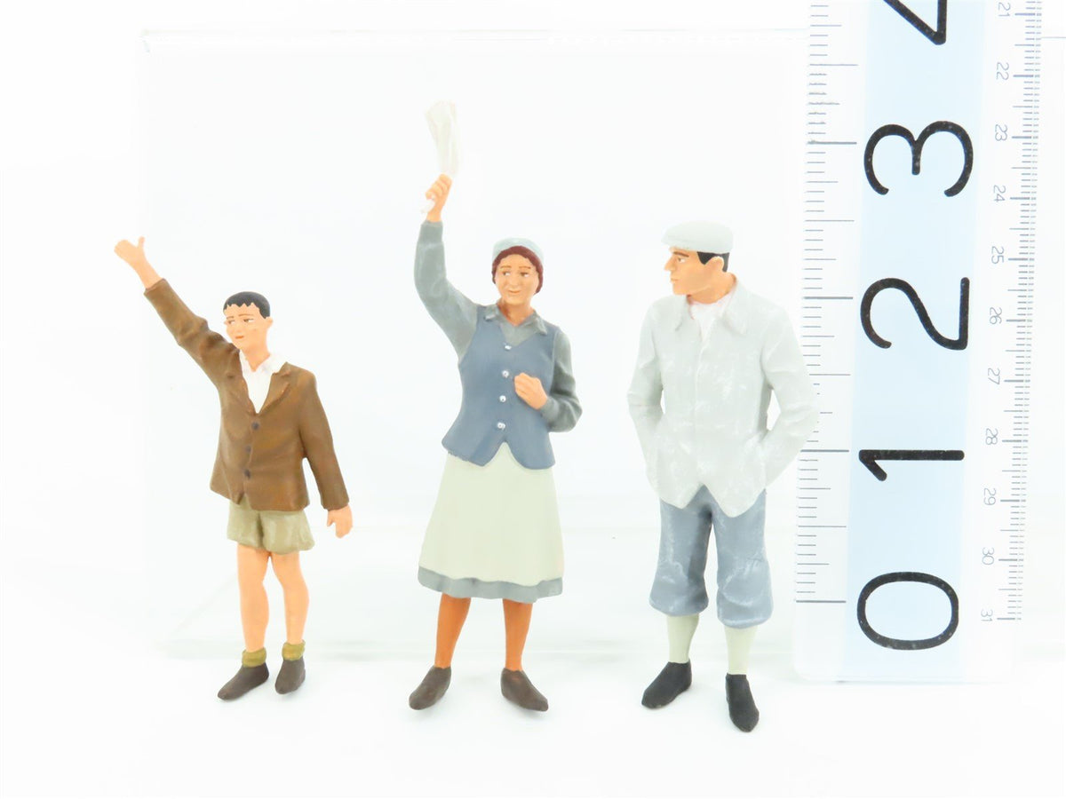 G 1/22.5 Scale Preiser 45084 People Waving Figures 3-Pack