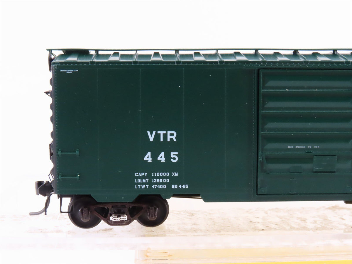 HO Scale Kadee 5222 VTR Vermont Railway 40&#39; Single Door Box Car #445