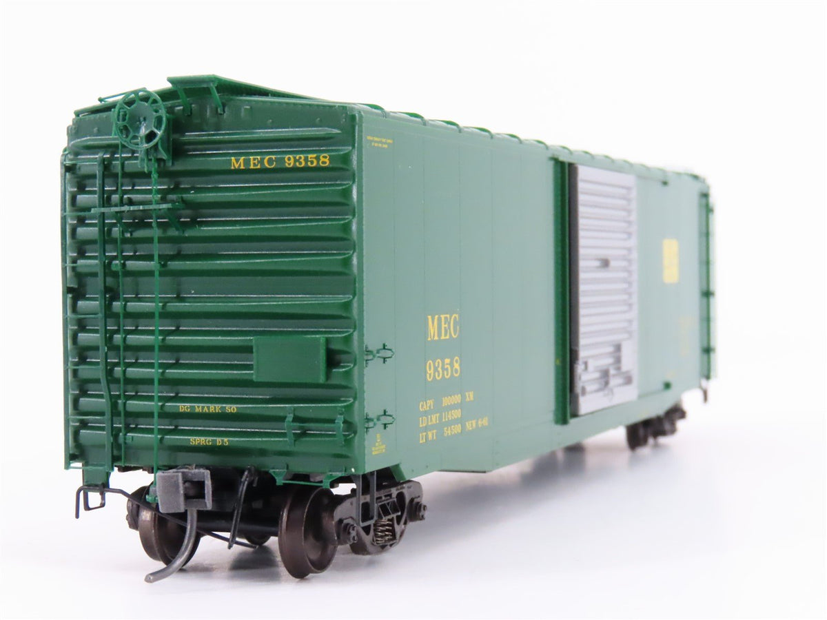 HO Scale Kadee 6106 MEC Maine Central Railroad 50&#39; Single Door Box Car #9358