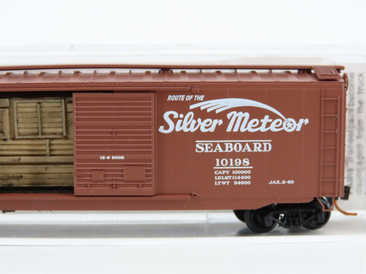 N Scale Micro-Trains MTL 03400330 SAL Silver Meteor 50&#39; Boxcar #10198 w/ Load