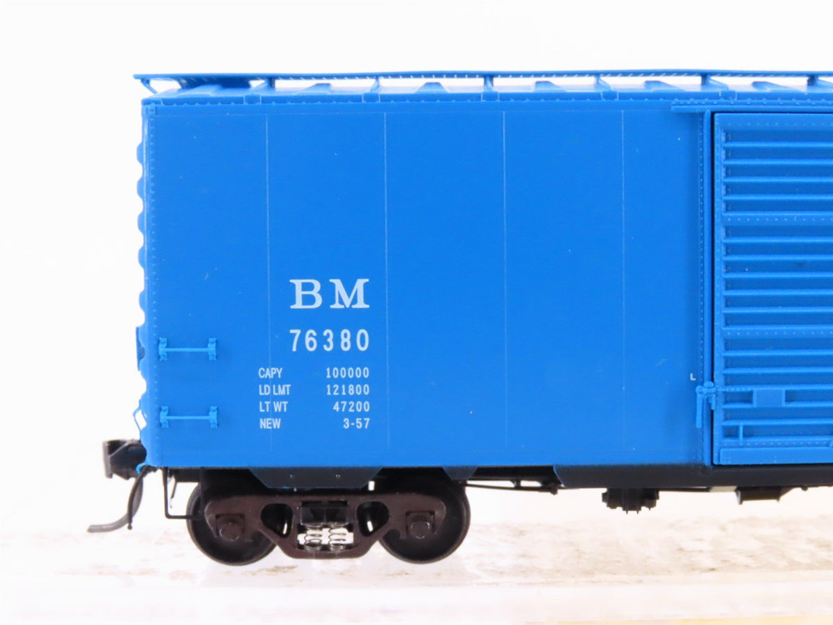 HO Scale Kadee 5233 BM Boston &amp; Maine Railroad 40&#39; Single Door Box Car #76380