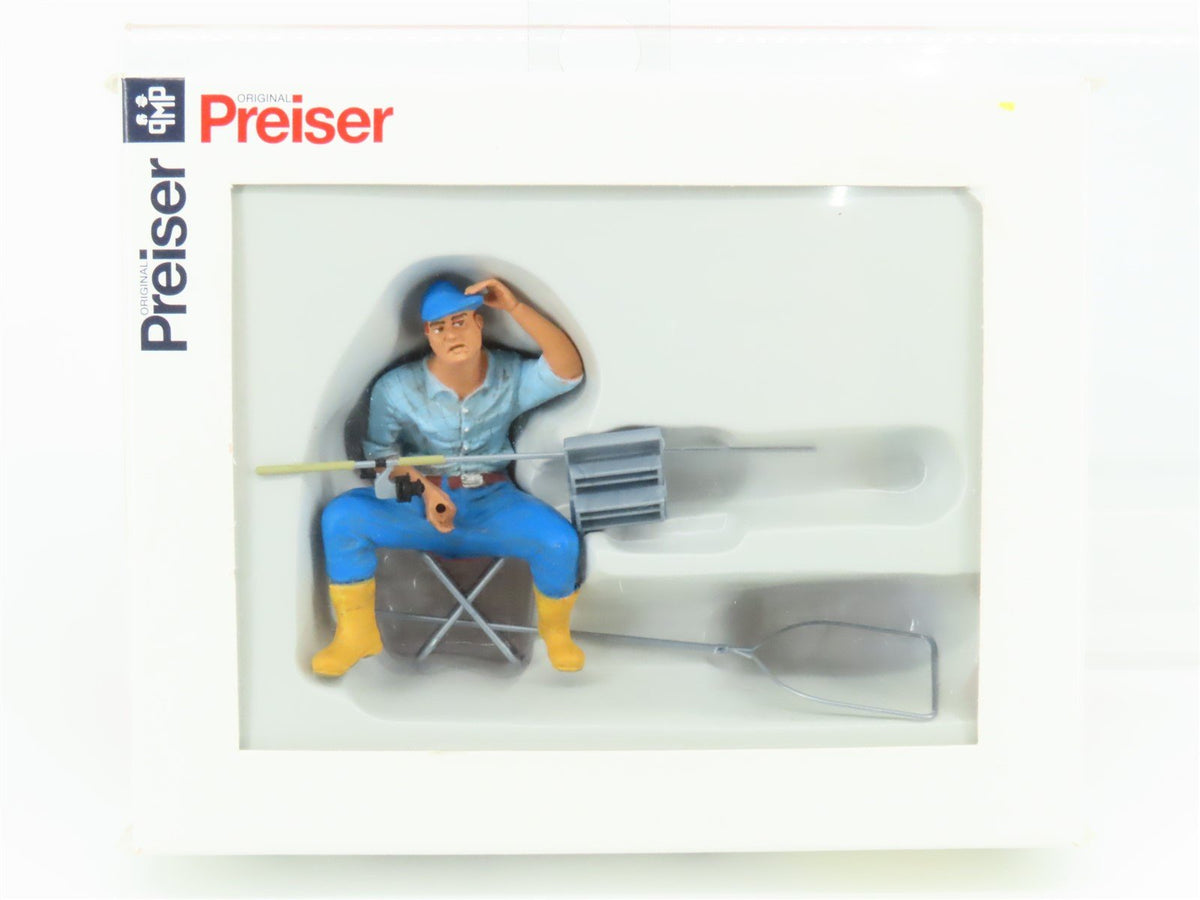 G 1/22.5 Scale Preiser 45503 Angler Figure &amp; Accessories