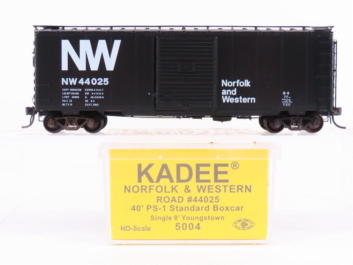 HO Scale Kadee 5004 NW Norfolk &amp; Western Railroad 40&#39; Single Door Box Car #44025