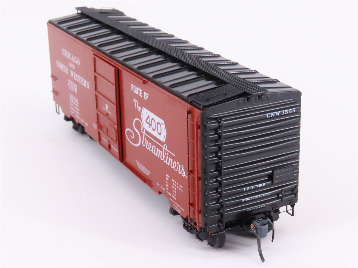 HO Scale Kadee 4504 CNW The Overland Route 40&#39; Single Door Box Car #1555