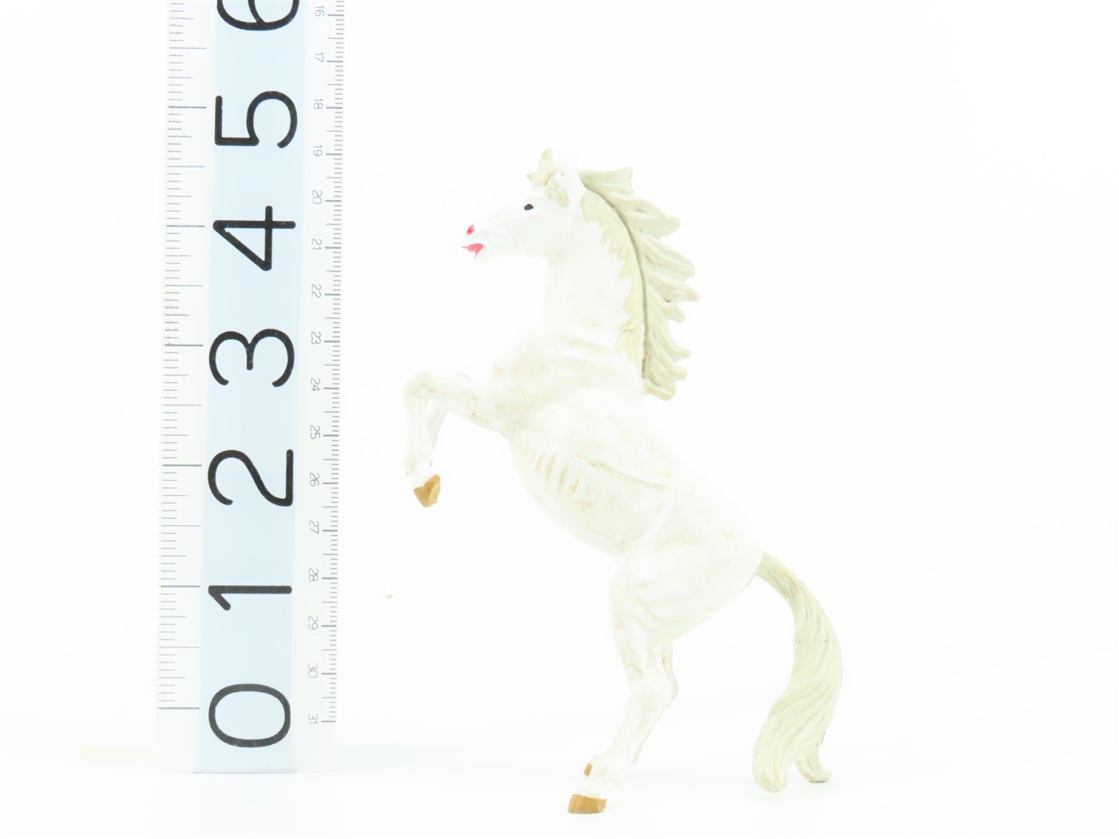 G 1/25 Scale Preiser Elastolin 47020 White Horse Rearing Animal Figure