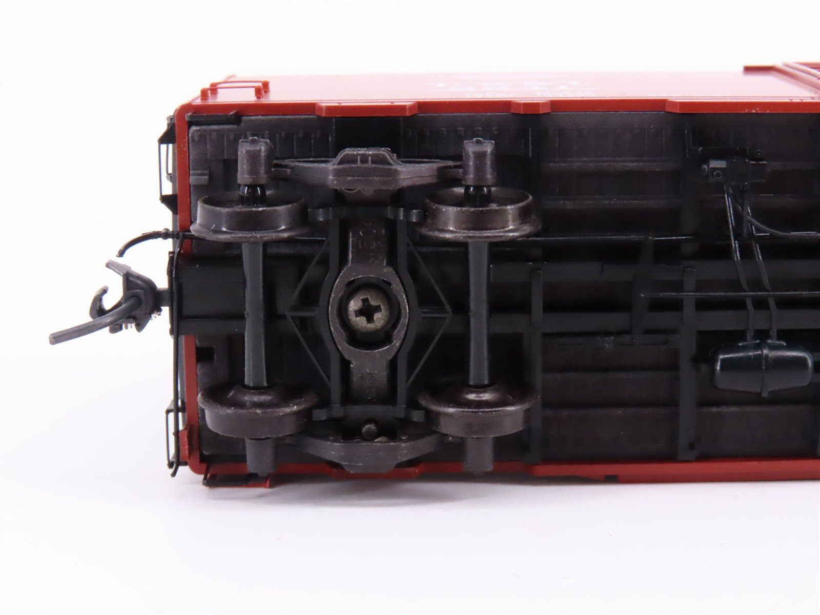 HO Scale Kadee 4028 LS&I Lake Superior & Ishpeming 40' Single Door Box Car #2241