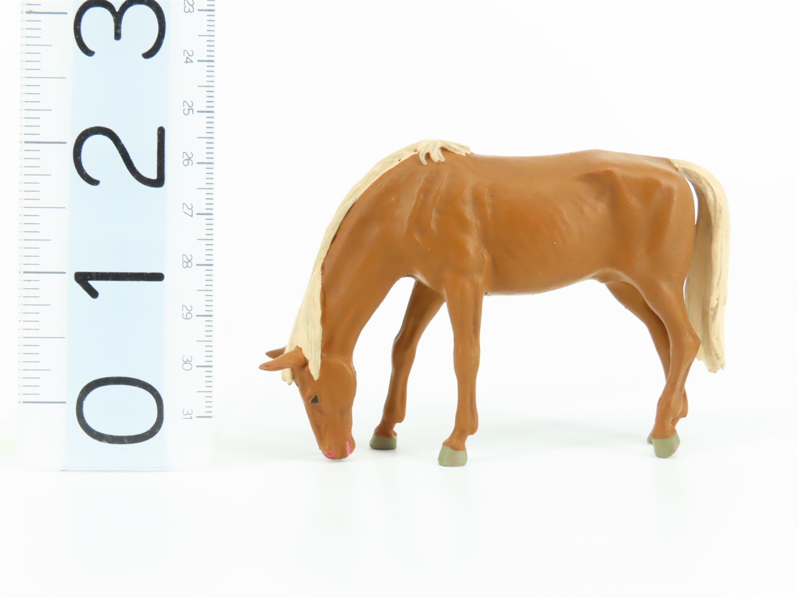 G 1/25 Scale Preiser Elastolin 47023 Brown Horse Grazing Animal Figure