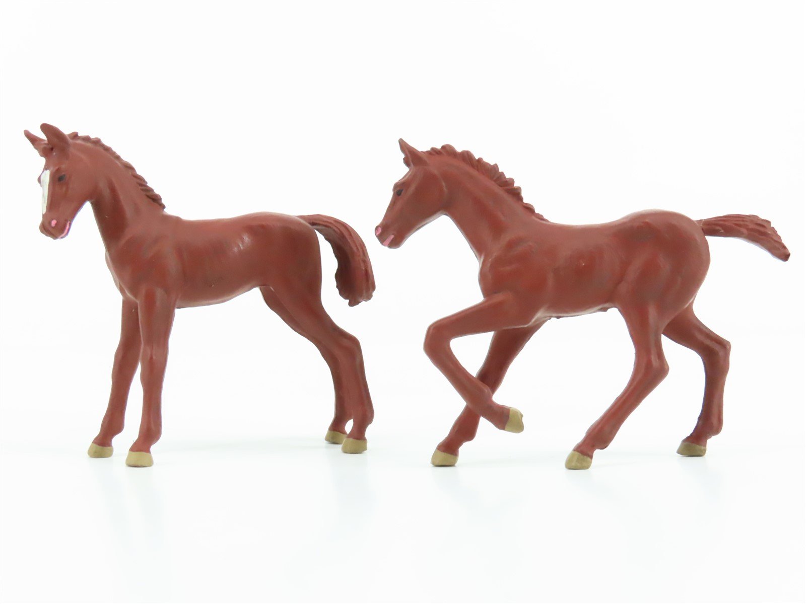 G 1/25 Scale Preiser Elastolin 47025 Dark Brown Foals Animal Figures 2-Pack
