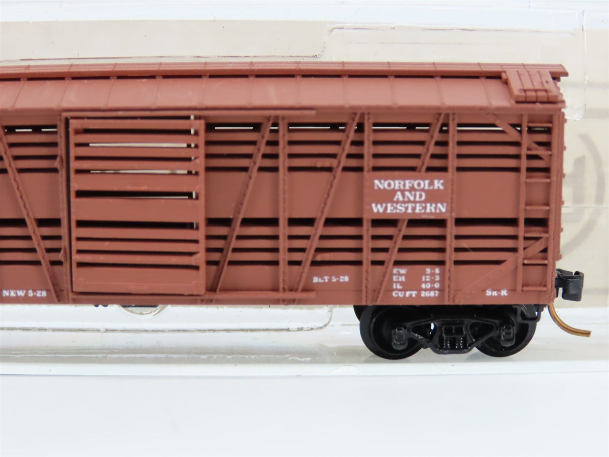 N Scale BLW/Kadee 145-2 N&amp;W Norfolk &amp; Western 40&#39; Stock Car #33242