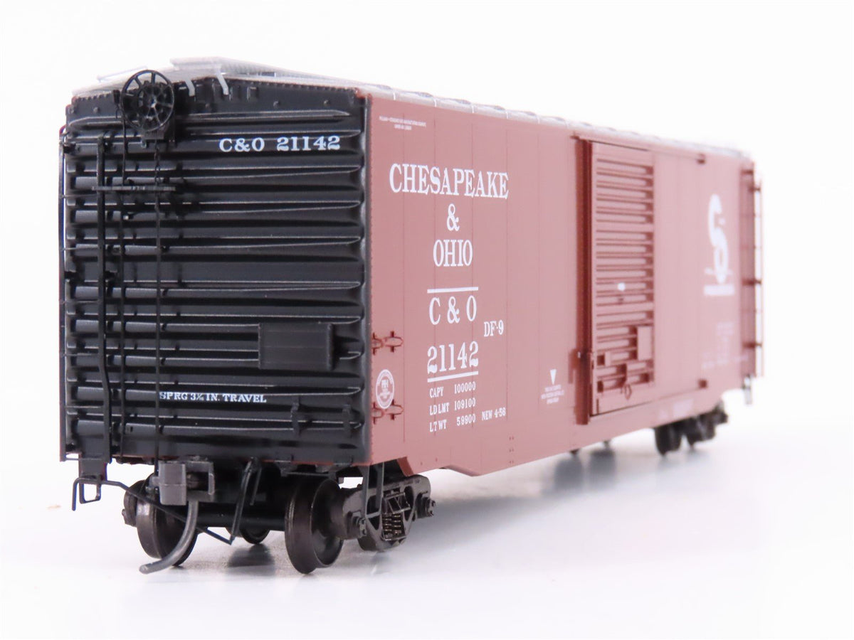 HO Scale Kadee 6004 C&amp;O Chesapeake &amp; Ohio 50&#39; Single Door Box Car #21142