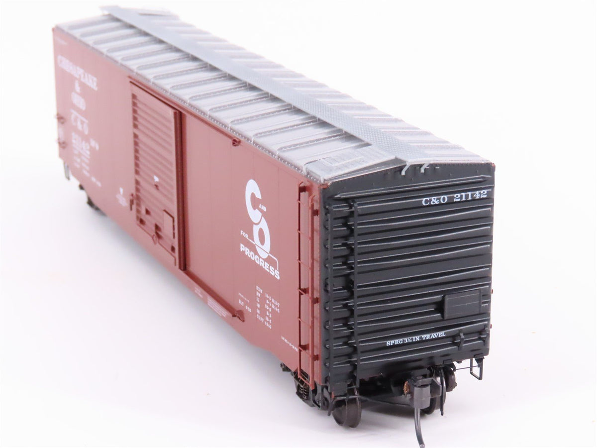 HO Scale Kadee 6004 C&amp;O Chesapeake &amp; Ohio 50&#39; Single Door Box Car #21142