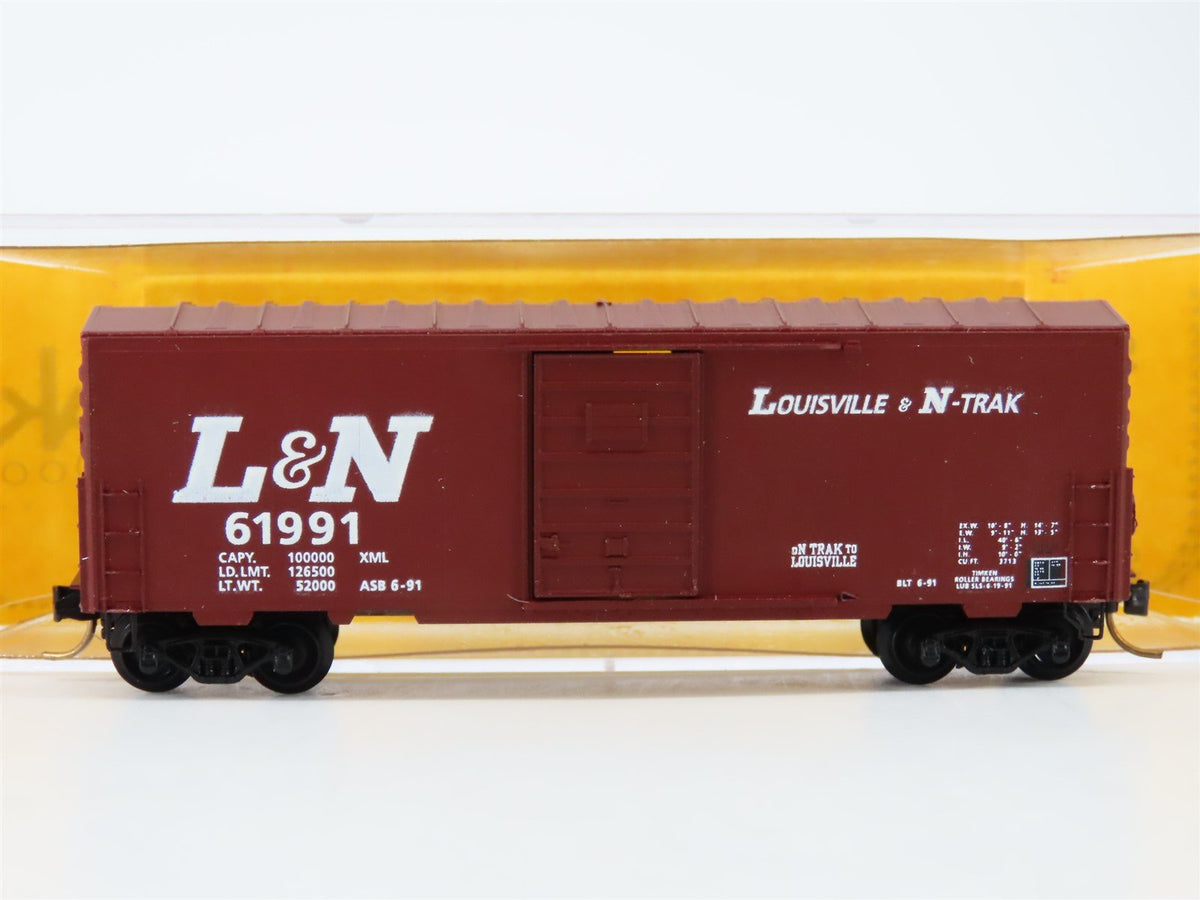 N Scale Aksarben 9113 L&amp;N Louisville &amp; Nashville White Font 40&#39; Boxcar #61991