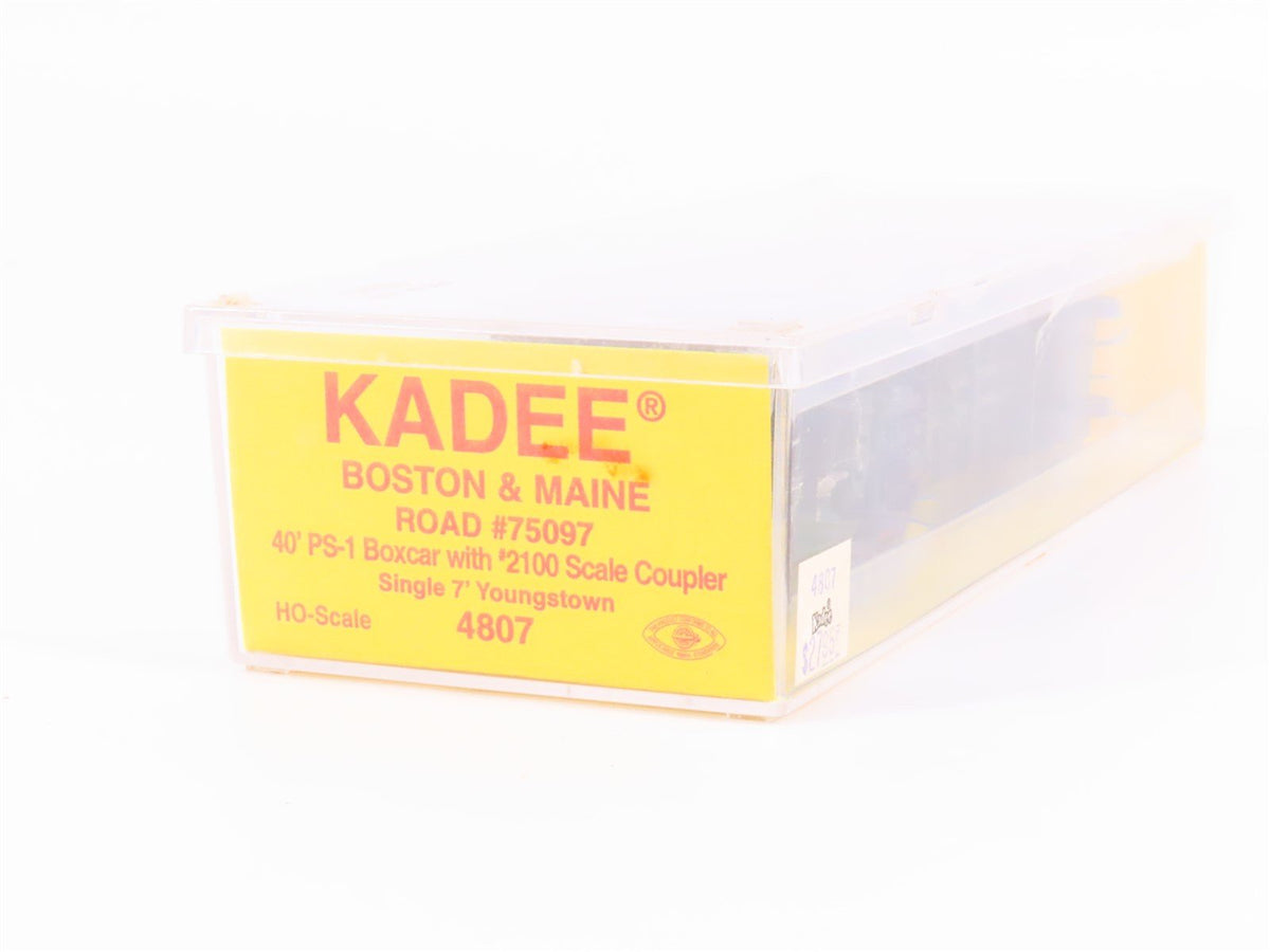 HO Scale Kadee 4807 BM Boston &amp; Maine 40&#39; Single Door Box Car #75097 - Sealed