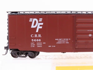 HO Scale Kadee 6111 CRR Clinchfield Railroad 50' Single Door Box Car #5666