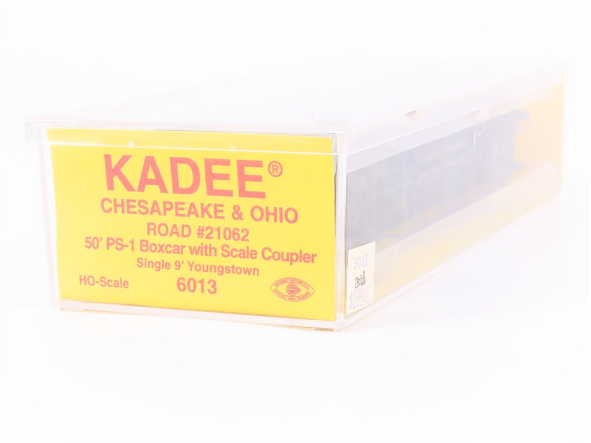 HO Scale Kadee 6013 C&amp;O Chesapeake &amp; Ohio 50&#39; Box Car #21062 - Sealed