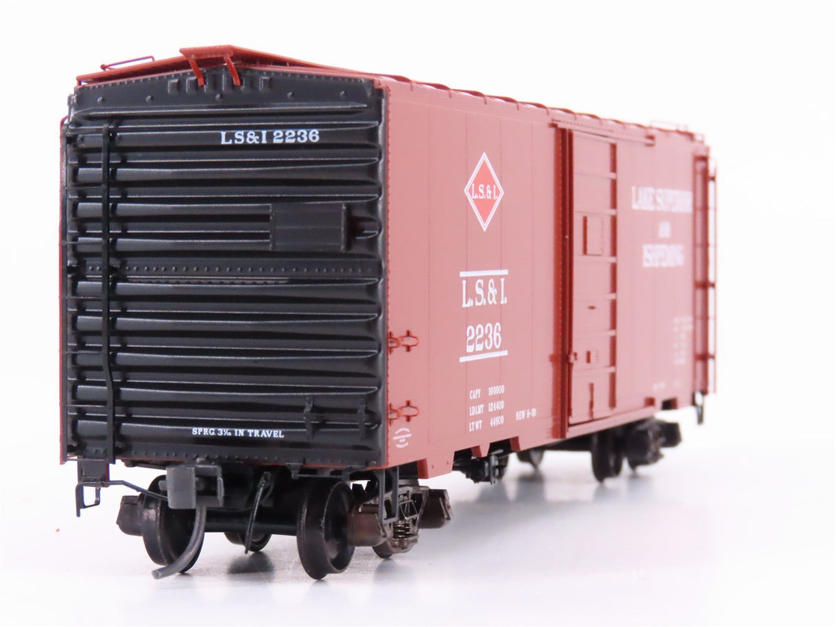 HO Scale Kadee 4027 LS&amp;I Lake Superior &amp; Ishpeming 40&#39; Single Door Box Car #2236