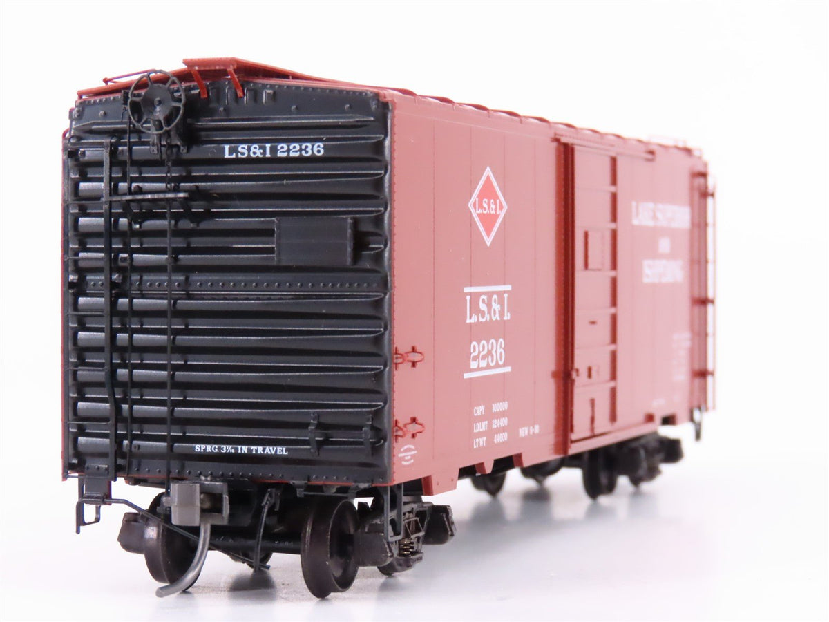 HO Scale Kadee 4027 LS&amp;I Lake Superior &amp; Ishpeming 40&#39; Single Door Box Car #2236