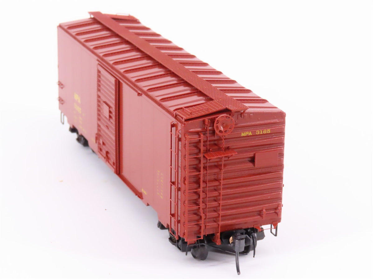 HO Scale Kadee 4025 MPA Maryland &amp; Pennsylvania 40&#39; Single Door Box Car #3165