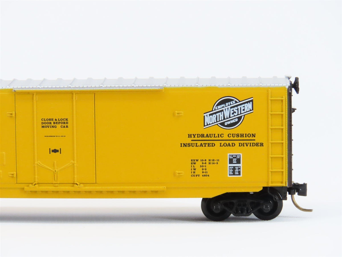 N Scale Micro-Trains MTL/Kadee 38180 CNW Railway 50&#39; Standard Boxcar #32950