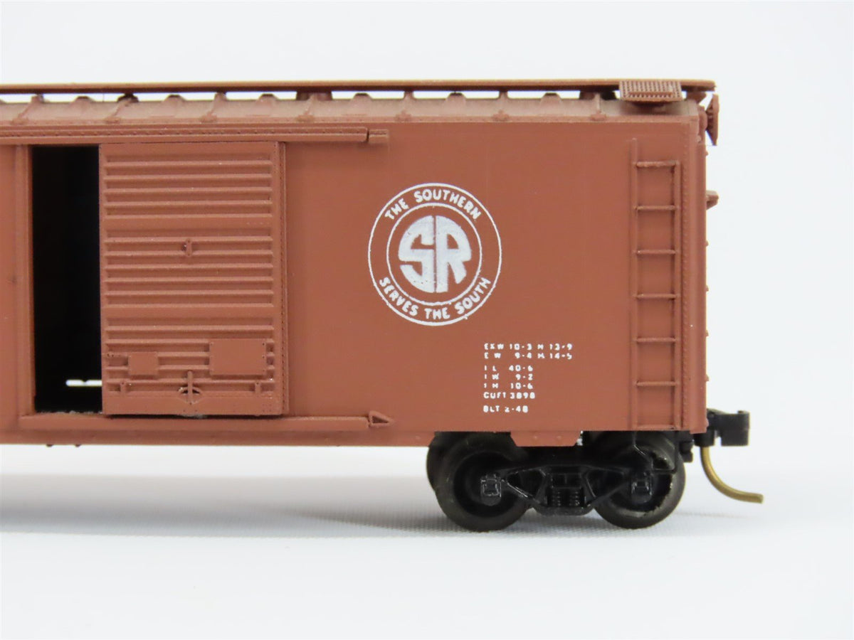 N Scale Micro-Trains MTL/Kadee Southern Serves The South 40&#39; Boxcar #23482