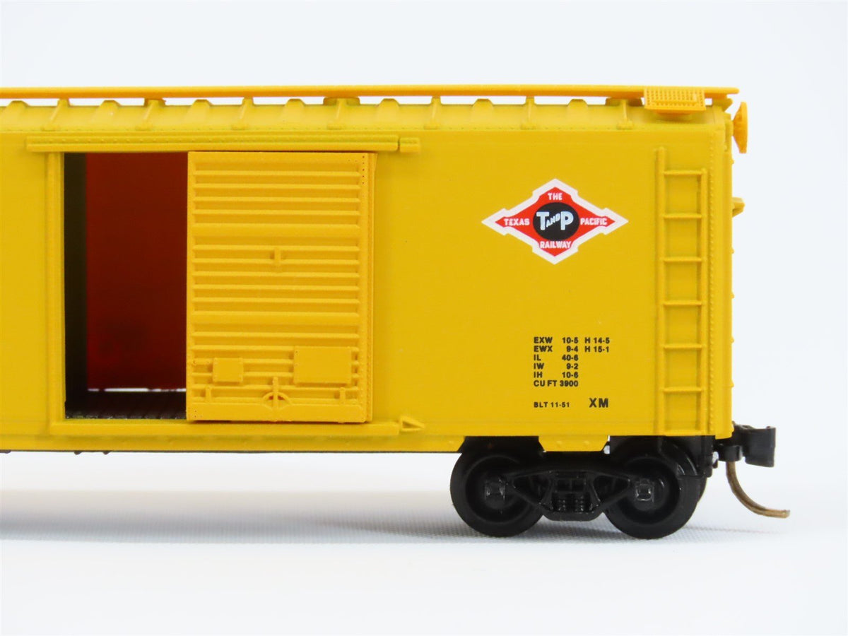 N Scale Micro-Trains MTL/Kadee 20590 T&amp;P Texas &amp; Pacific 40&#39; Boxcar #41153