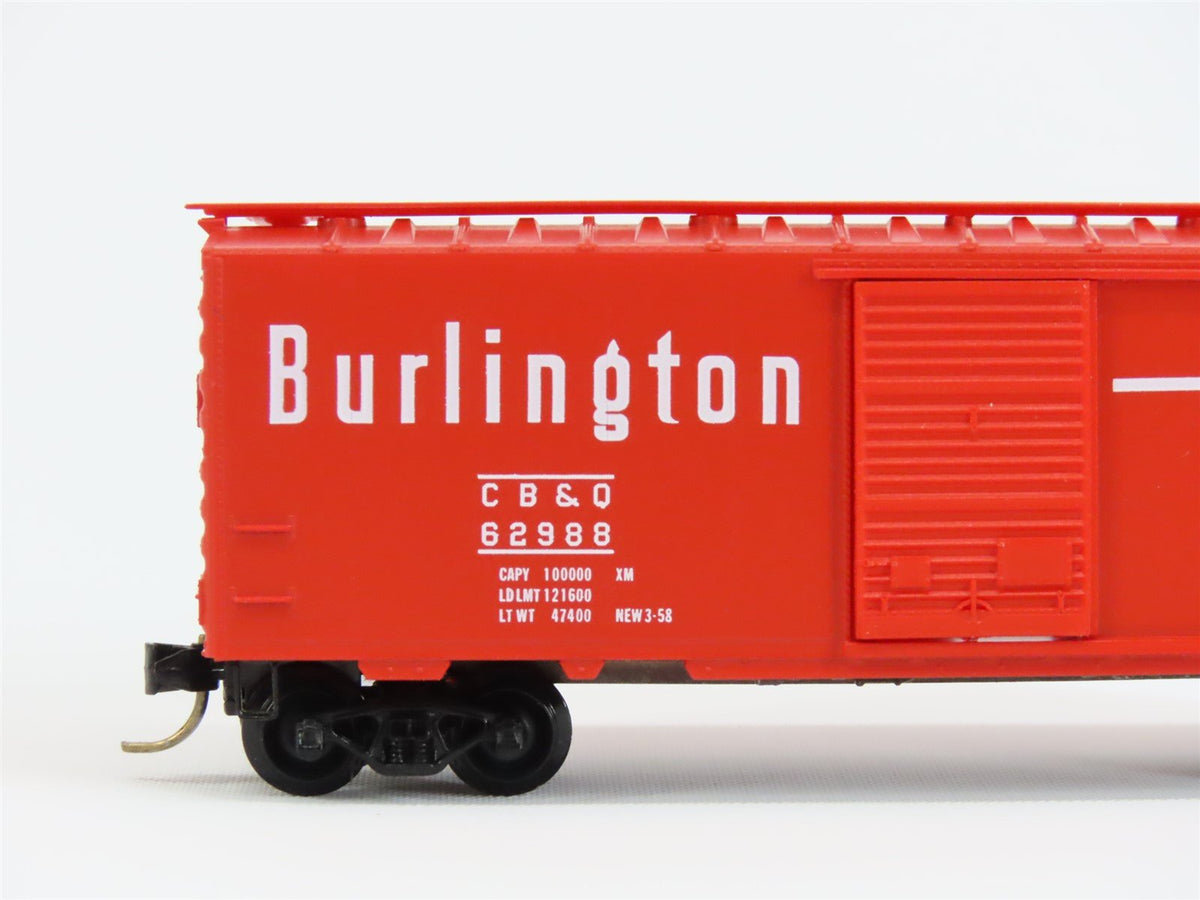 N Scale Micro-Trains MTL 20170 CBQ Burlington Route 40&#39; Standard Boxcar #62988