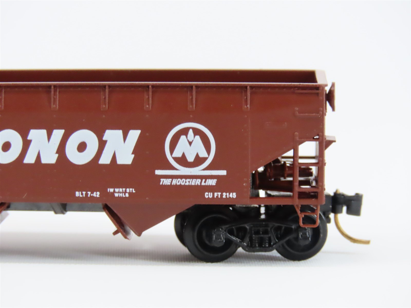 N Micro-Trains MTL/Kadee 55200 MON Monon Hoosier Line 2-Bay Hopper Car #4090