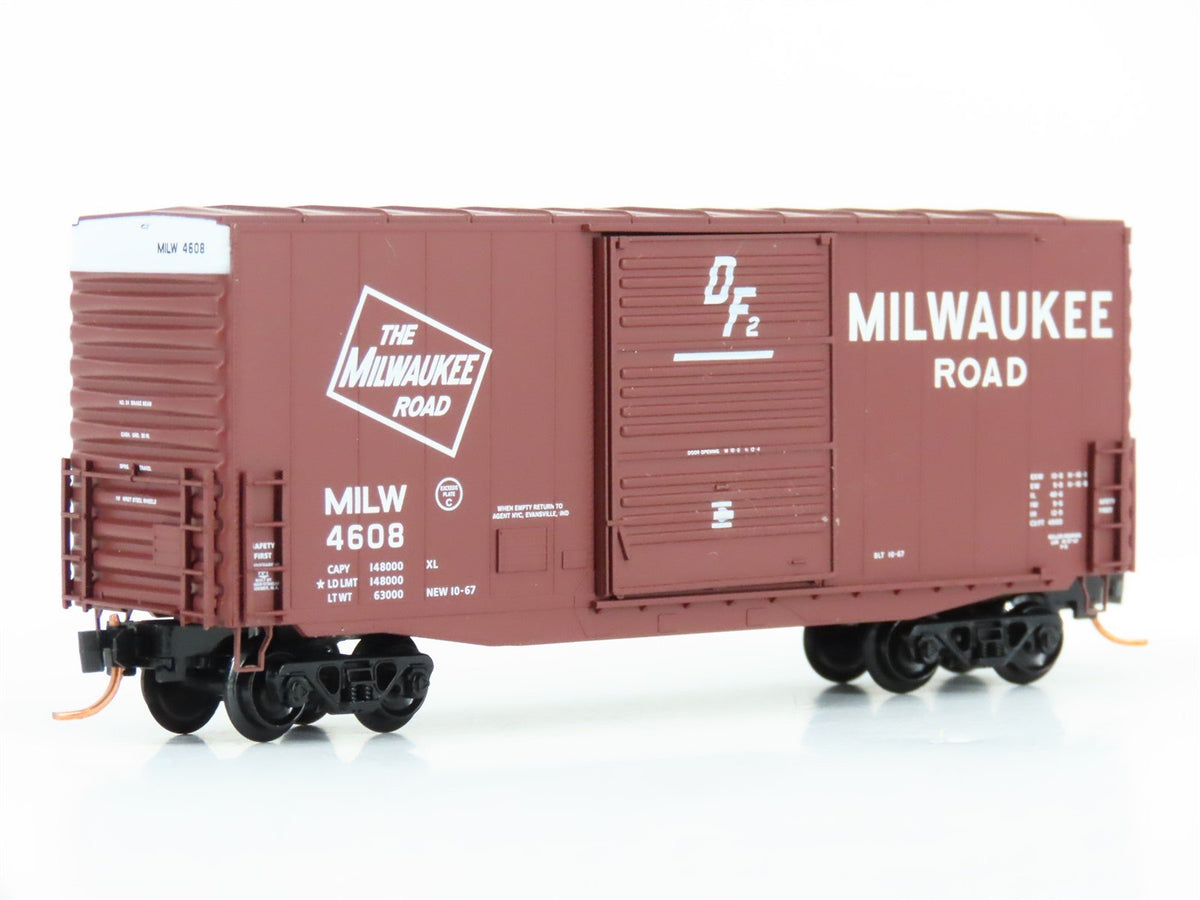 N Scale Micro-Trains MTL 10100020 MILW Milwaukee Road 40&#39; Box Car #4608