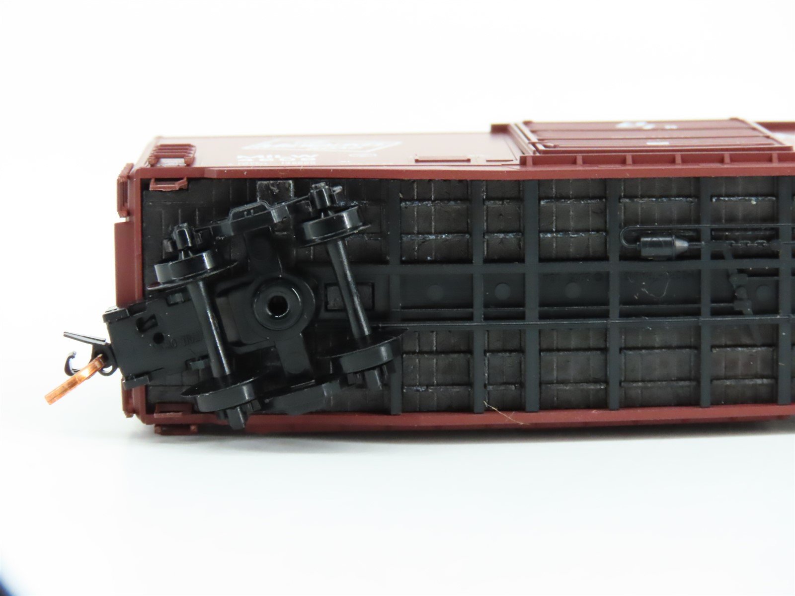 N Scale Micro-Trains MTL 10100020 MILW Milwaukee Road 40' Box Car #4608