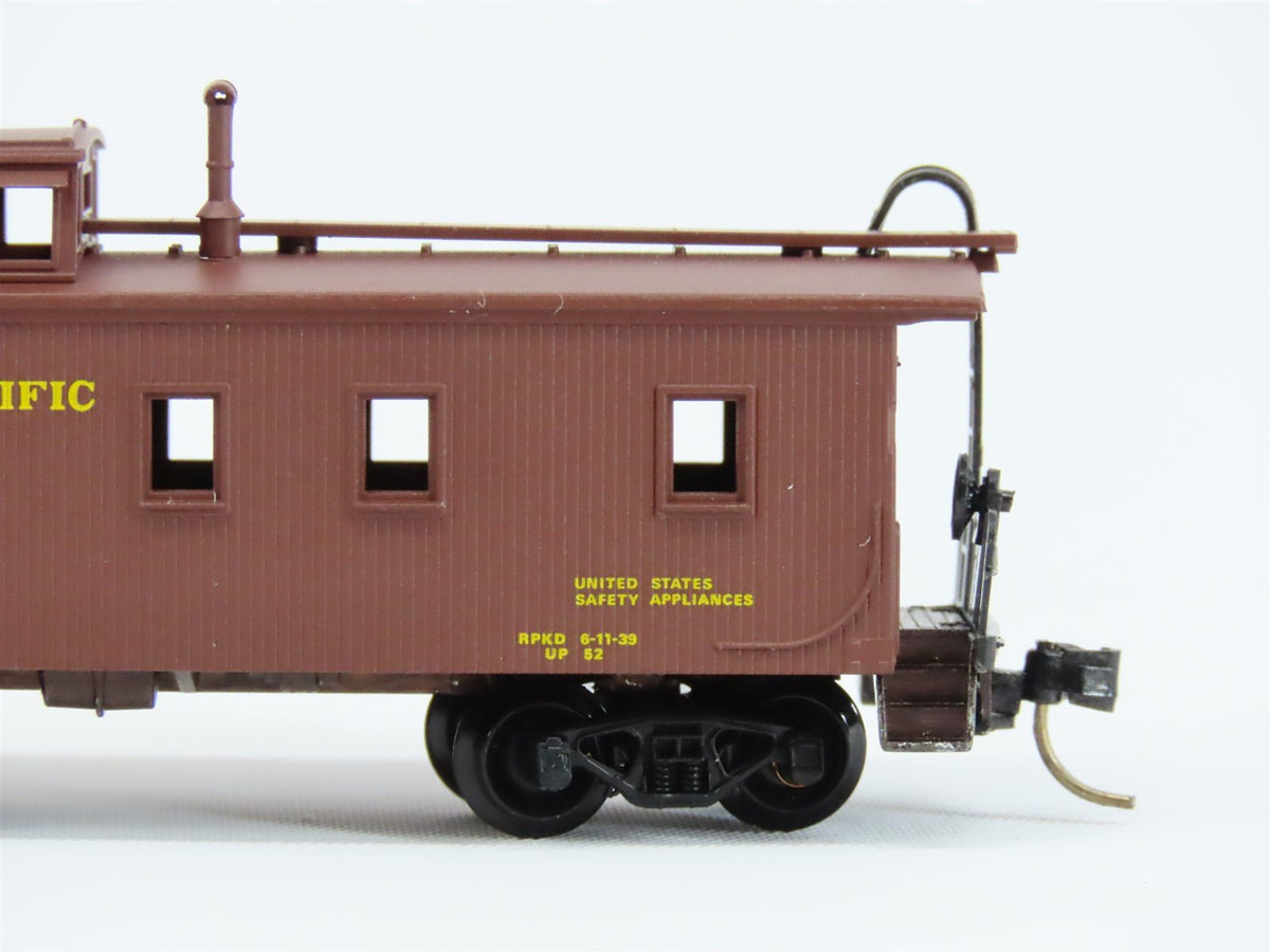 N Scale Micro-Trains MTL/Kadee 50010 UP Union Pacific 34&#39; Wood Caboose #3535