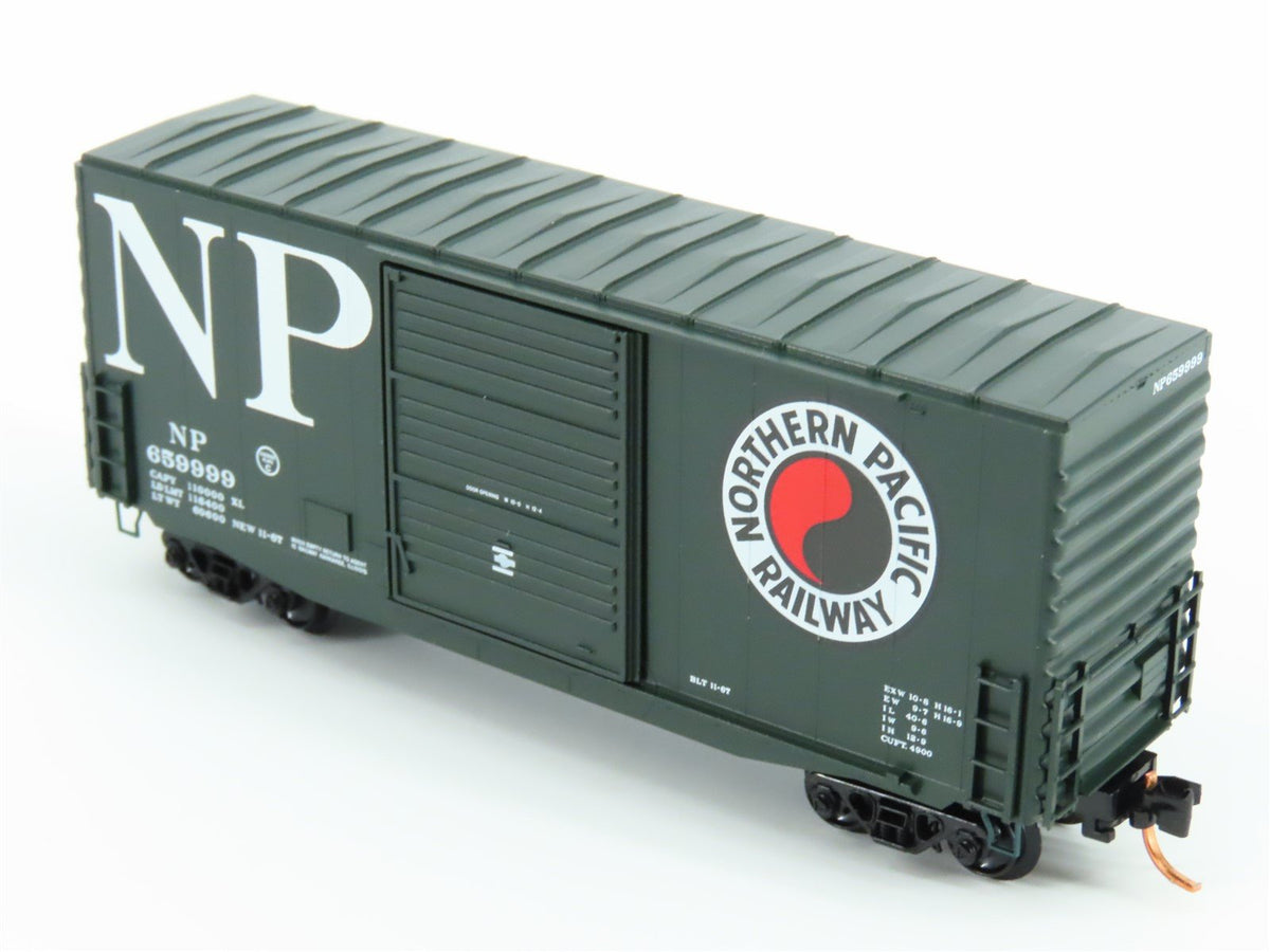 N Scale Micro-Trains MTL 10100010 NP Northern Pacific 40&#39; Box Car #659999