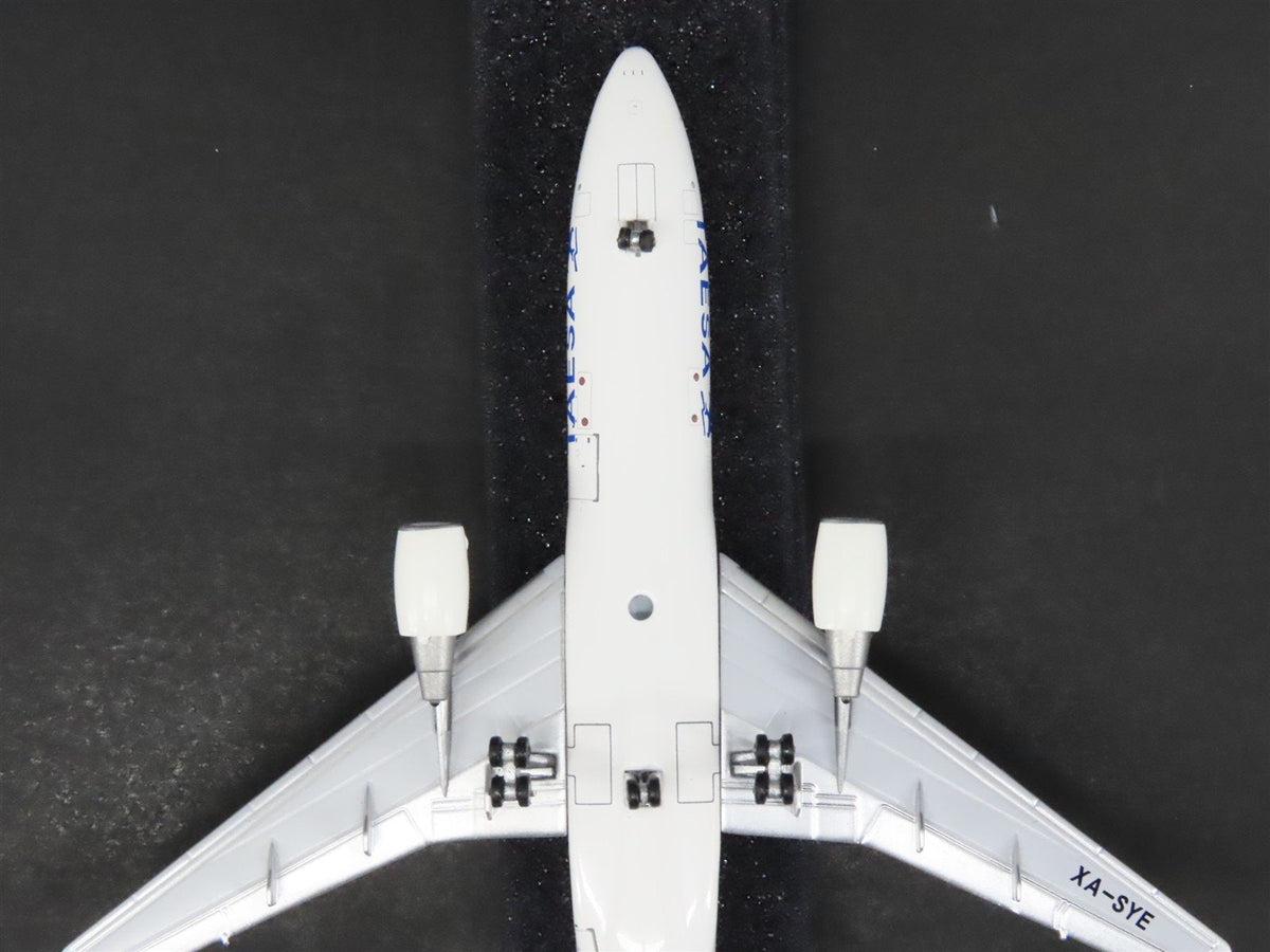 1:400 Aero Classics Latin Die-Cast TAESA McDonnel Douglas DC-10-30 Airliner