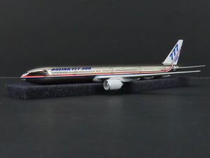 1:400 Scale Dragon Wings 55024 Die-Cast Boeing B777-300 Airliner N5014K