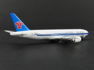 1:400 Dragon Wings 55039 Die-Cast China Southern Boeing B777-300 Airliner B2055