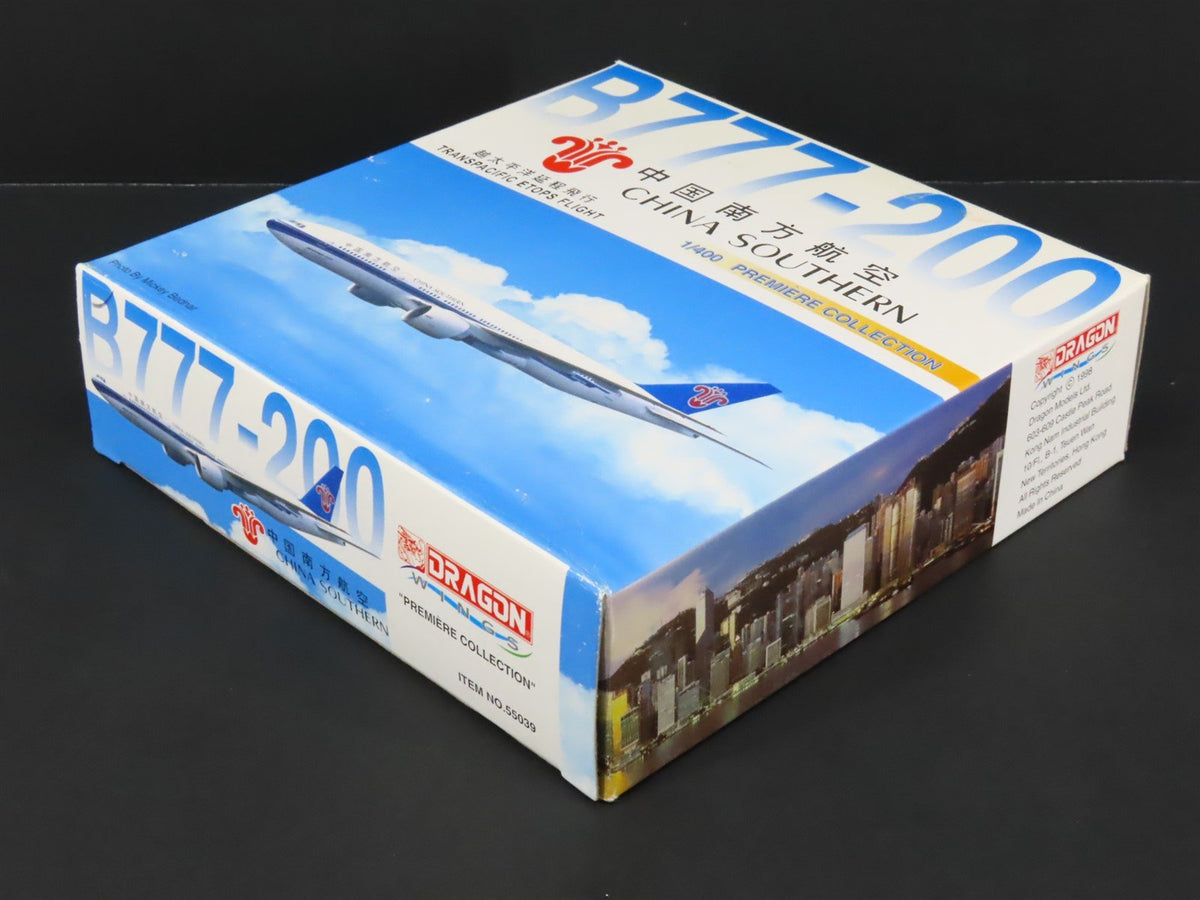 1:400 Dragon Wings 55039 Die-Cast China Southern Boeing B777-300 Airliner B2055