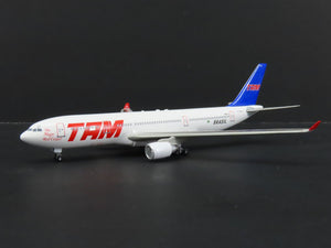 1:400 Dragon Wings 55141 Die-Cast TAM Airlines Airbus A330-232 Airliner PT-MVA